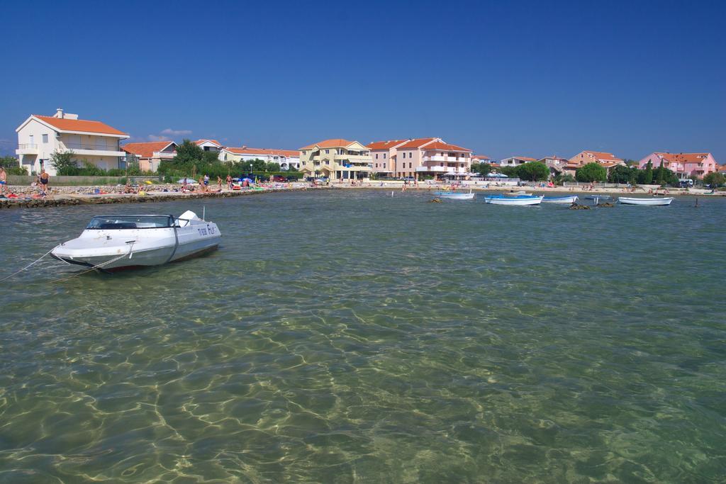 Laguna 4*